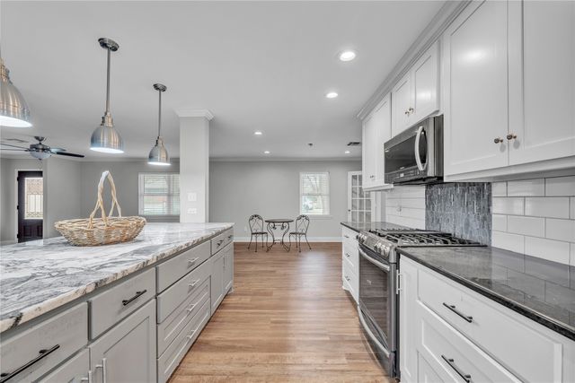 801 Arliss Drive, Woodway, TX 76712