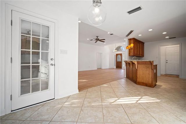 1675 Stonebridge Court, Mobile, AL 36695