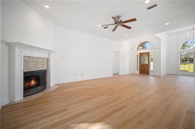 1675 Stonebridge Court, Mobile, AL 36695