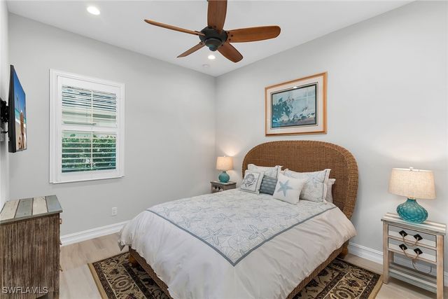 14224 Laguna Springs LN, Naples, FL 34114