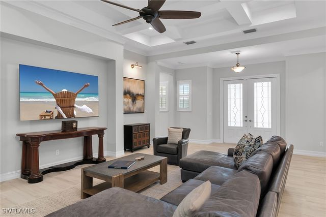 14224 Laguna Springs LN, Naples, FL 34114