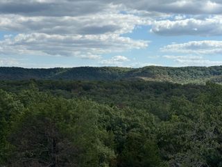 000 Mannon Road, Ava, MO 65608