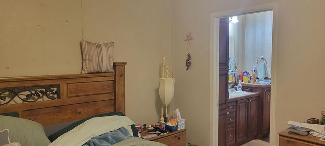 266 Carmel Lane, Albany, KY 42602