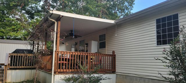 266 Carmel Lane, Albany, KY 42602