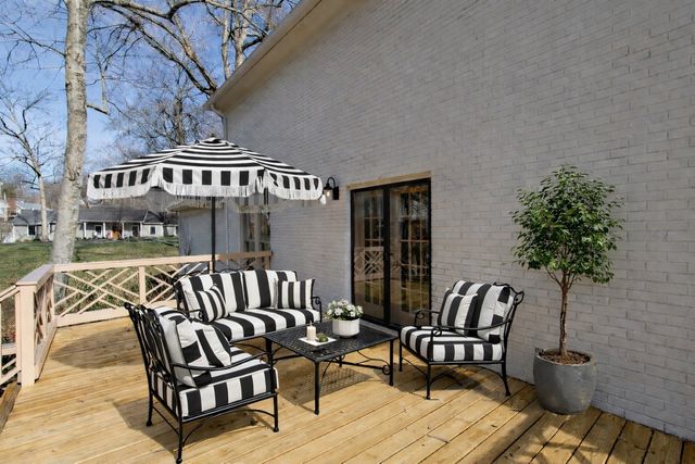 110 High Point Anchorage, Hendersonville, TN 37075