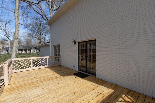 110 High Point Anchorage, Hendersonville, TN 37075