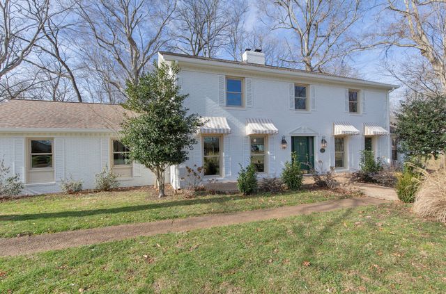 110 High Point Anchorage, Hendersonville, TN 37075