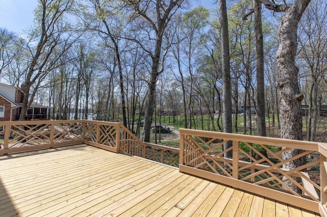 110 High Point Anchorage, Hendersonville, TN 37075