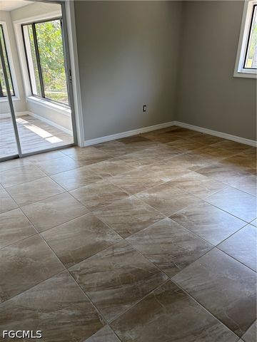3580 Gondola LN, St James City, FL 33956