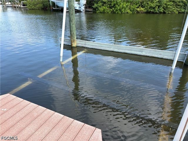 3580 Gondola LN, St James City, FL 33956