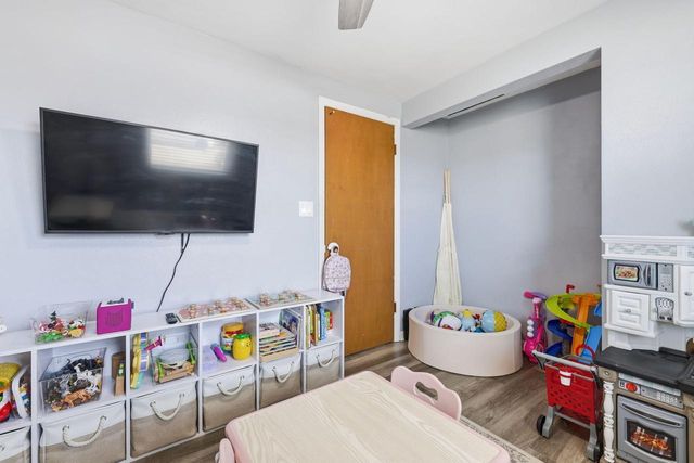 8741 37th AVENUE, Kenosha, WI 53142