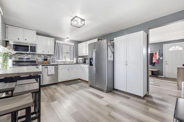 8741 37th AVENUE, Kenosha, WI 53142