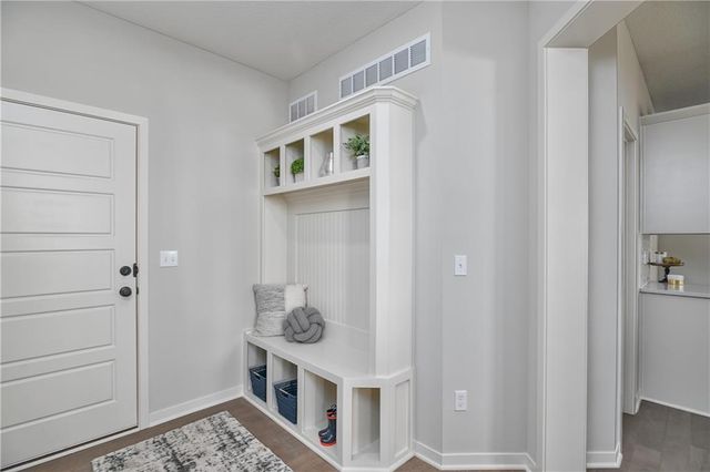 2758 W Park Street, Olathe, KS 66061