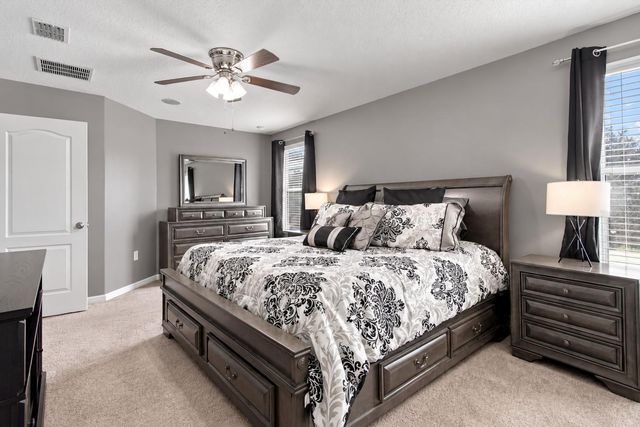 5842 RUTHERFORD ROAD, Mount Dora, FL 32757