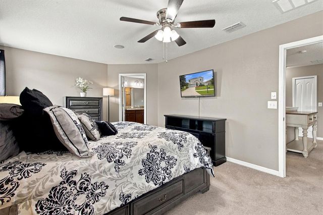 5842 RUTHERFORD ROAD, Mount Dora, FL 32757