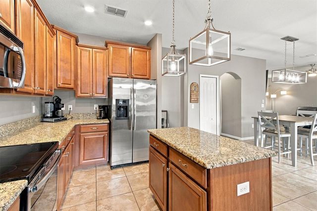5842 RUTHERFORD ROAD, Mount Dora, FL 32757