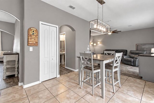 5842 RUTHERFORD ROAD, Mount Dora, FL 32757