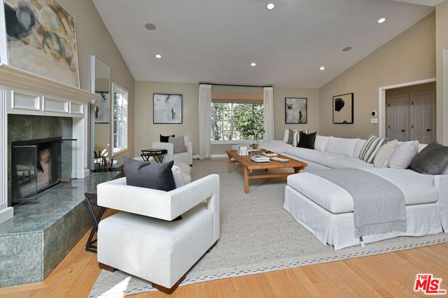 4170 Crisp Canyon Road, Sherman Oaks, CA 91403