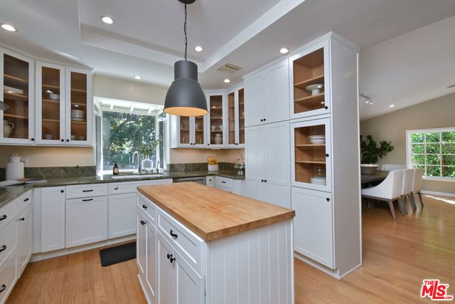 4170 Crisp Canyon Road, Sherman Oaks, CA 91403