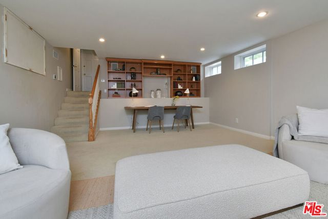 4170 Crisp Canyon Road, Sherman Oaks, CA 91403