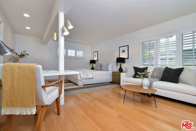 4170 Crisp Canyon Road, Sherman Oaks, CA 91403