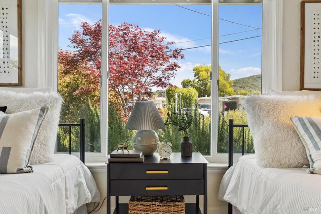 53 Labrea Way, San Rafael, CA 94903