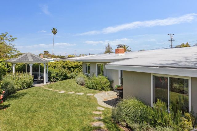 53 Labrea Way, San Rafael, CA 94903