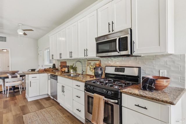 53 Labrea Way, San Rafael, CA 94903