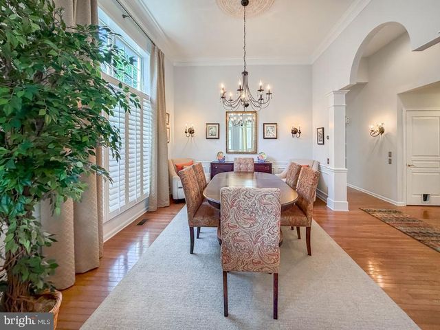 15 MCCONKEY DR, Washington Crossing, PA 18977