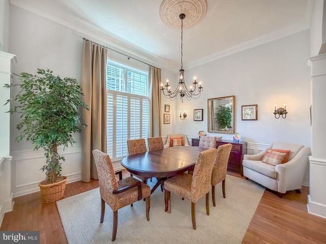 15 MCCONKEY DR, Washington Crossing, PA 18977