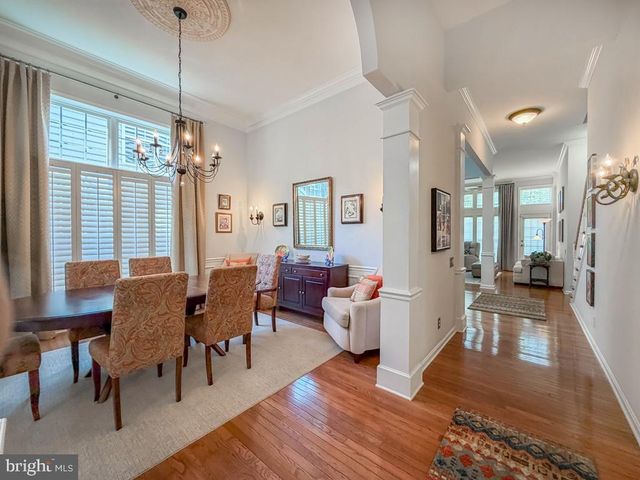 15 MCCONKEY DR, Washington Crossing, PA 18977