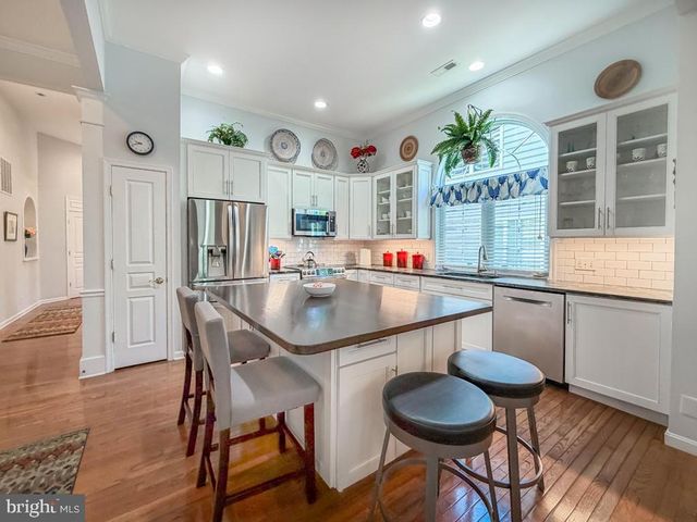 15 MCCONKEY DR, Washington Crossing, PA 18977
