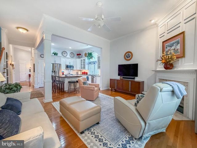 15 MCCONKEY DR, Washington Crossing, PA 18977