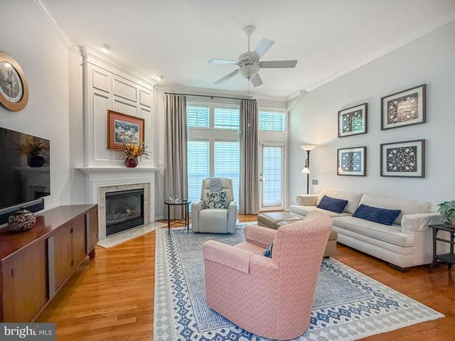 15 MCCONKEY DR, Washington Crossing, PA 18977