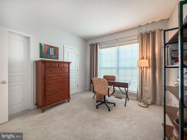 15 MCCONKEY DR, Washington Crossing, PA 18977