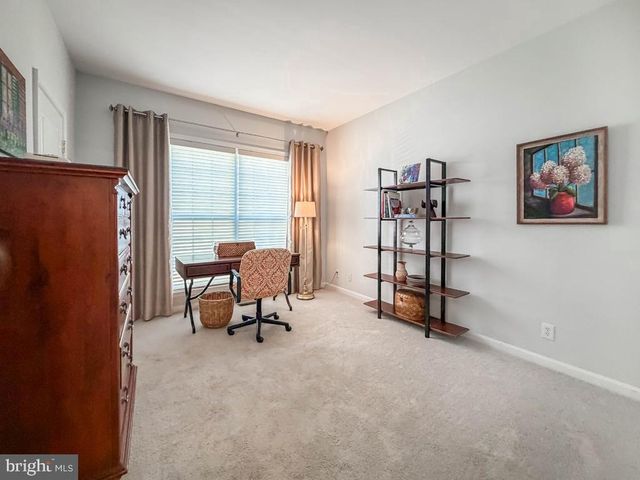 15 MCCONKEY DR, Washington Crossing, PA 18977