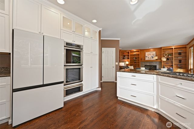 2636 259th Court SE, Sammamish, WA 98075