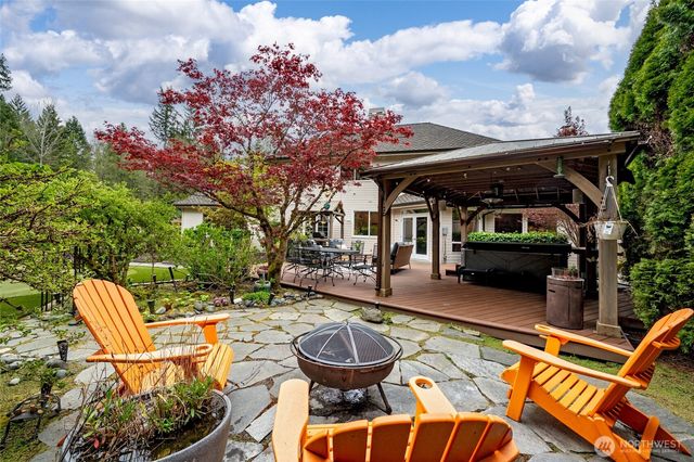 2636 259th Court SE, Sammamish, WA 98075