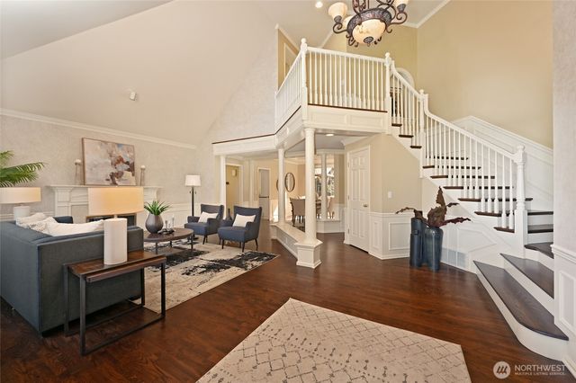 2636 259th Court SE, Sammamish, WA 98075