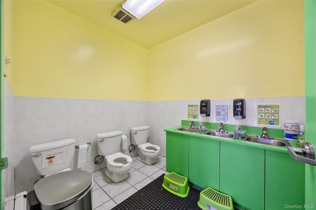 880 60th Street 1A, Brooklyn, NY 11220