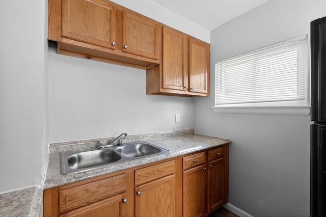 329 S Weyant Avenue, Columbus, OH 43213