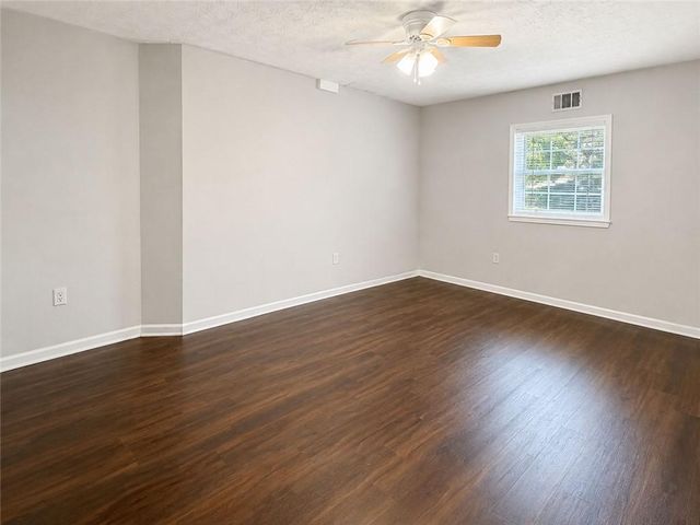2657 Amberly Glen Drive, Dacula, GA 30019