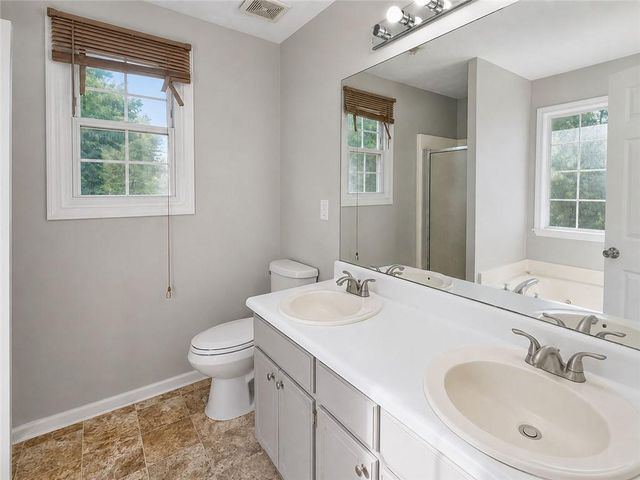 2657 Amberly Glen Drive, Dacula, GA 30019