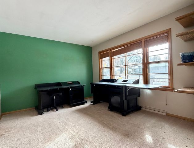 1211 Mayfair Place, Rockford, IL 61107