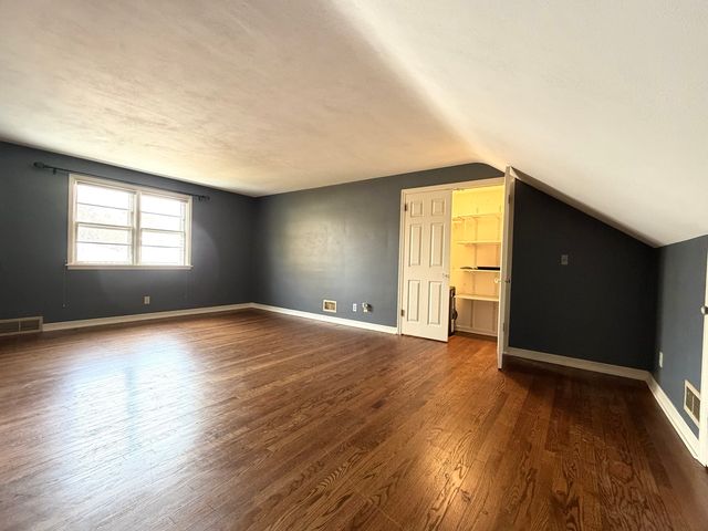 1211 Mayfair Place, Rockford, IL 61107