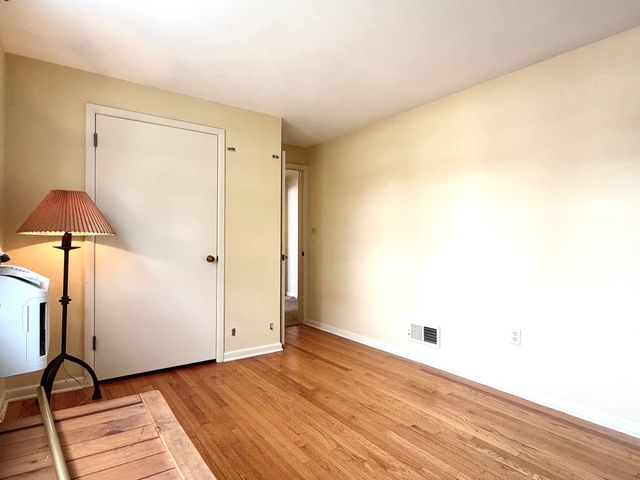 1211 Mayfair Place, Rockford, IL 61107