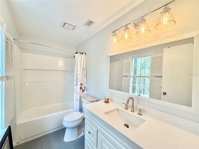 5229 SW 86TH TERRACE, Gainesville, FL 32608