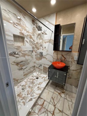 8430 NW 8th Street B11, Miami, FL 33126