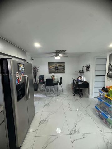 8430 NW 8th Street B11, Miami, FL 33126