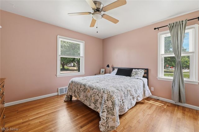 5010 Claremont Boulevard, Garfield Heights, OH 44125